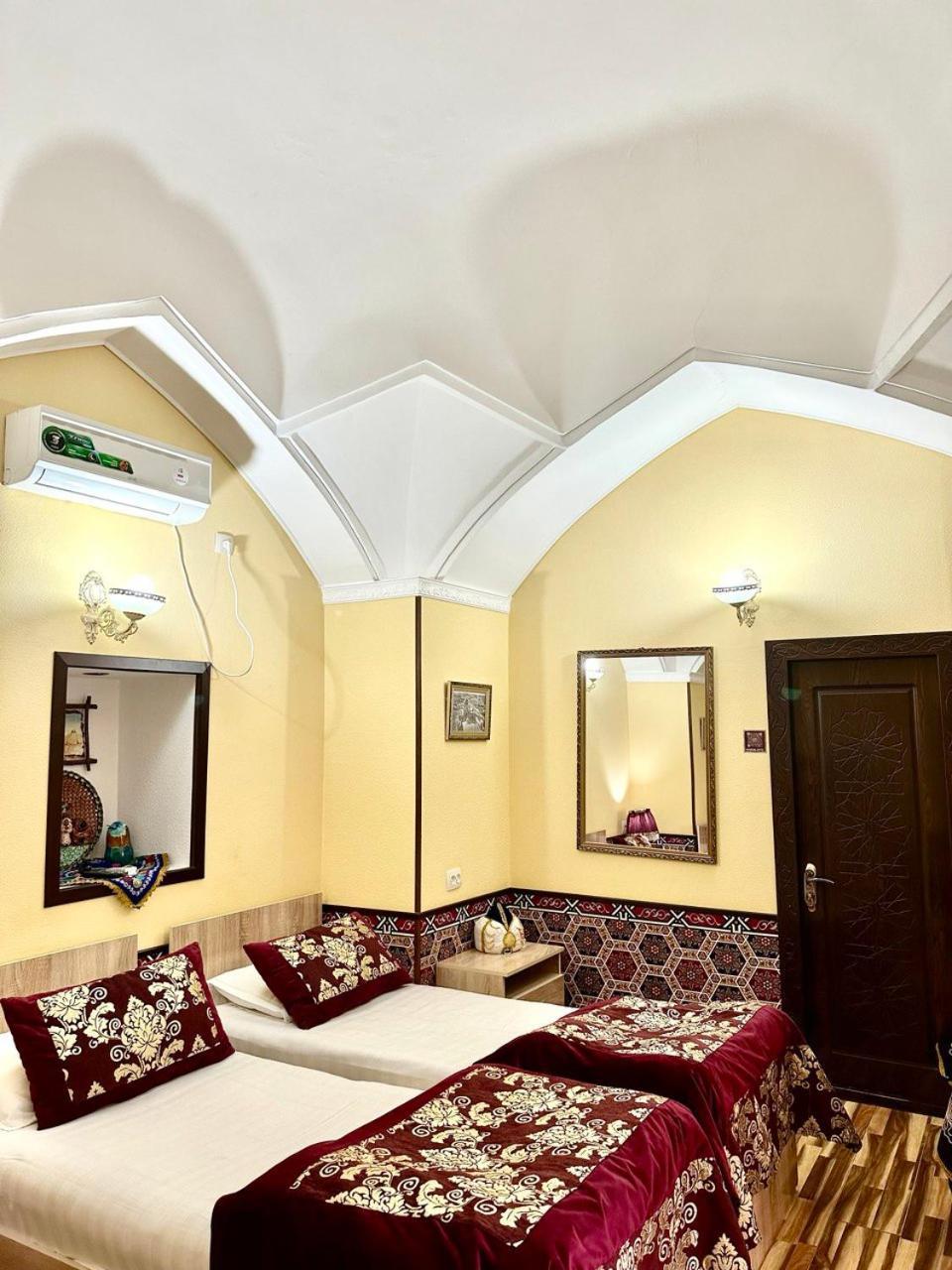 Karavansaray Khurjin Old Бухара Екстериор снимка